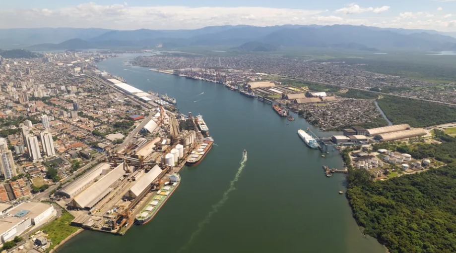 Cecafé manifesta preocupação com eventual restrição de interessados no leilão Tecon Santos 10 ao TCUC