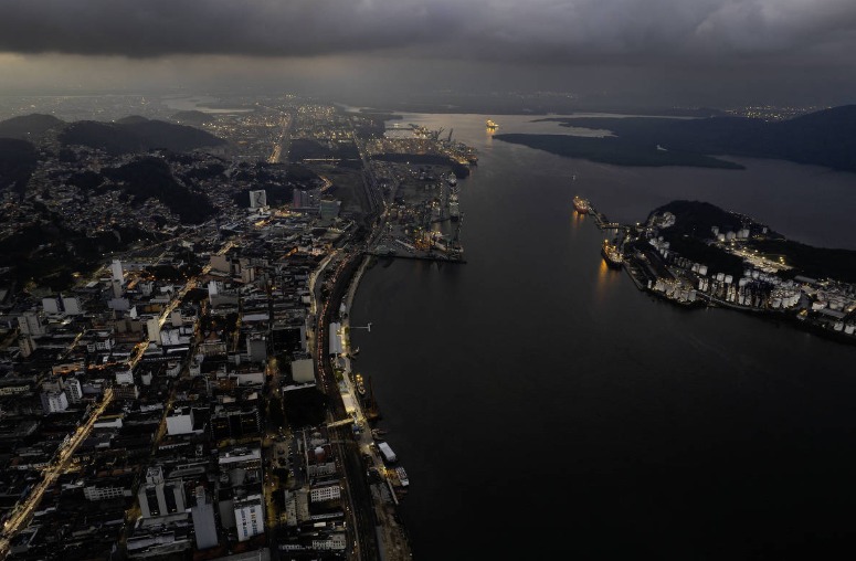 Governo Tarcísio critica recomendação da ANTAQ para leilão de megaterminal em Santos