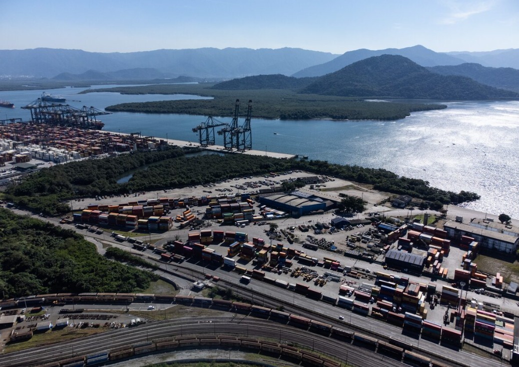 Leilão de megaterminal no Porto de Santos, de R$ 5 bi, entra no radar da Justiça