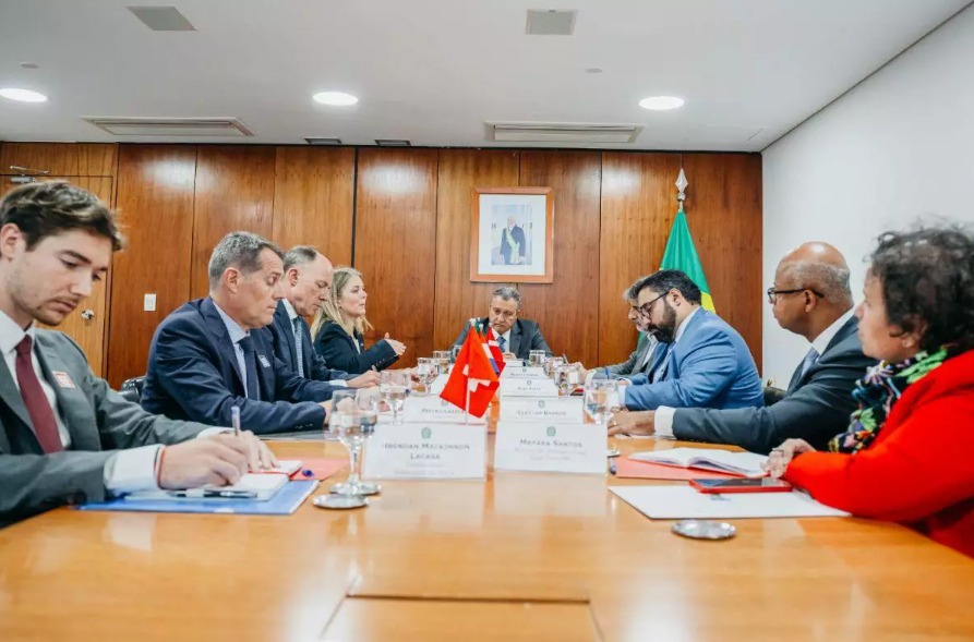 Reunião com embaixadores da Europa discute megaterminal e investimentos no Porto de Santos