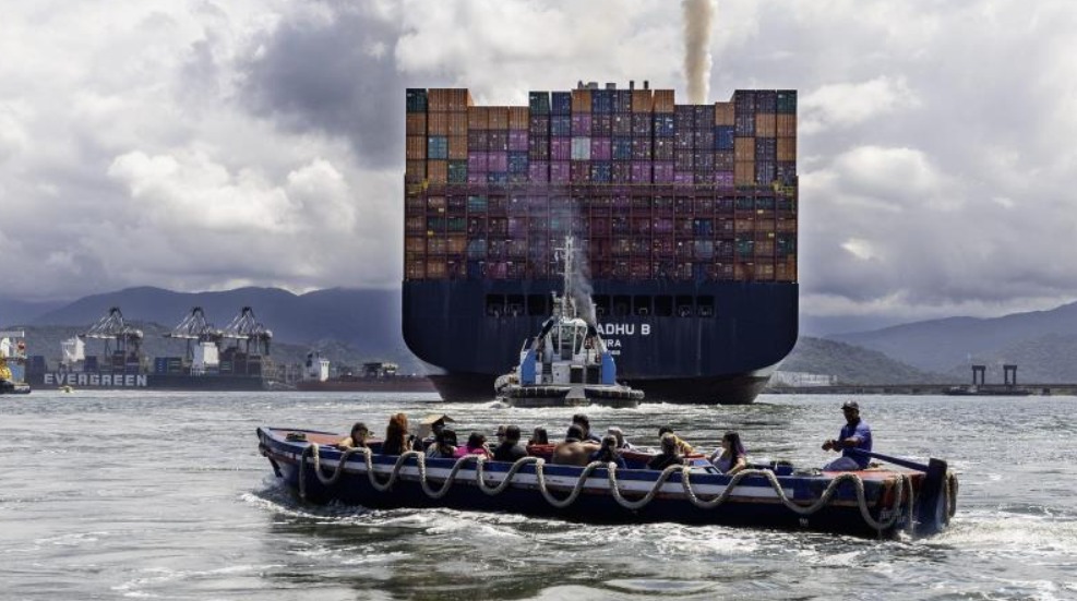 O leilão do Tecon Santos 10: a vedação à participação de incumbentes e armadores gera distorção no certame