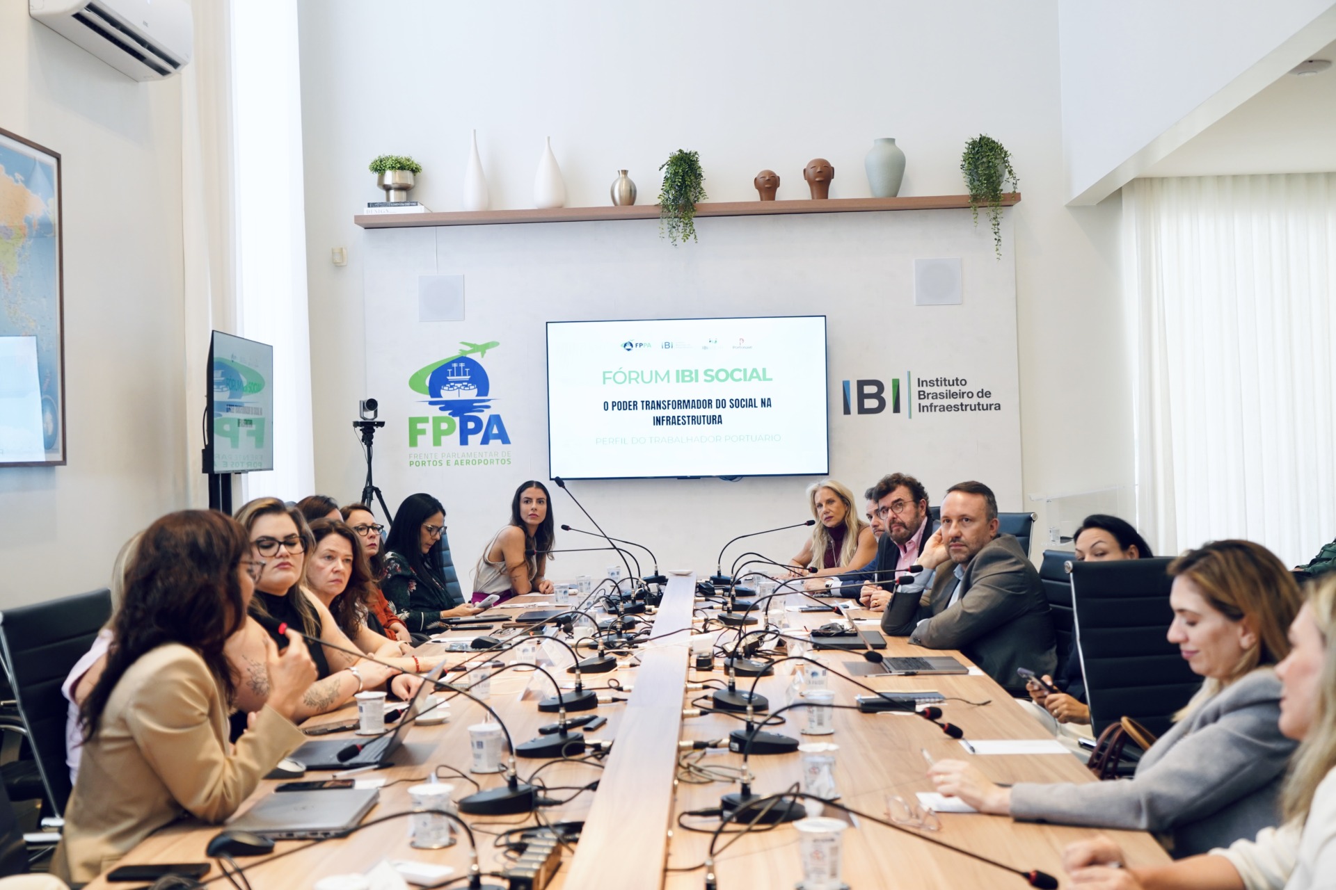 Evento do IBI divulga projetos sociais do setor portuário e de infraestrutura